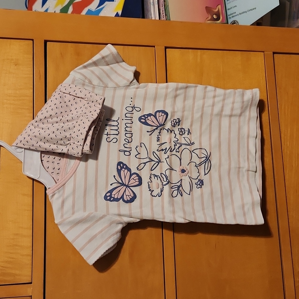 Girls Size 6 pajamas